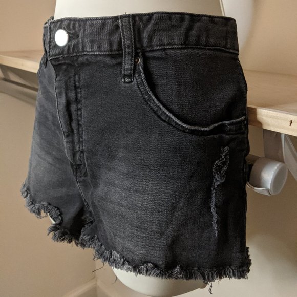 H&M Black Jeans Hot Pants Mini Shorts - Picture 2 of 5